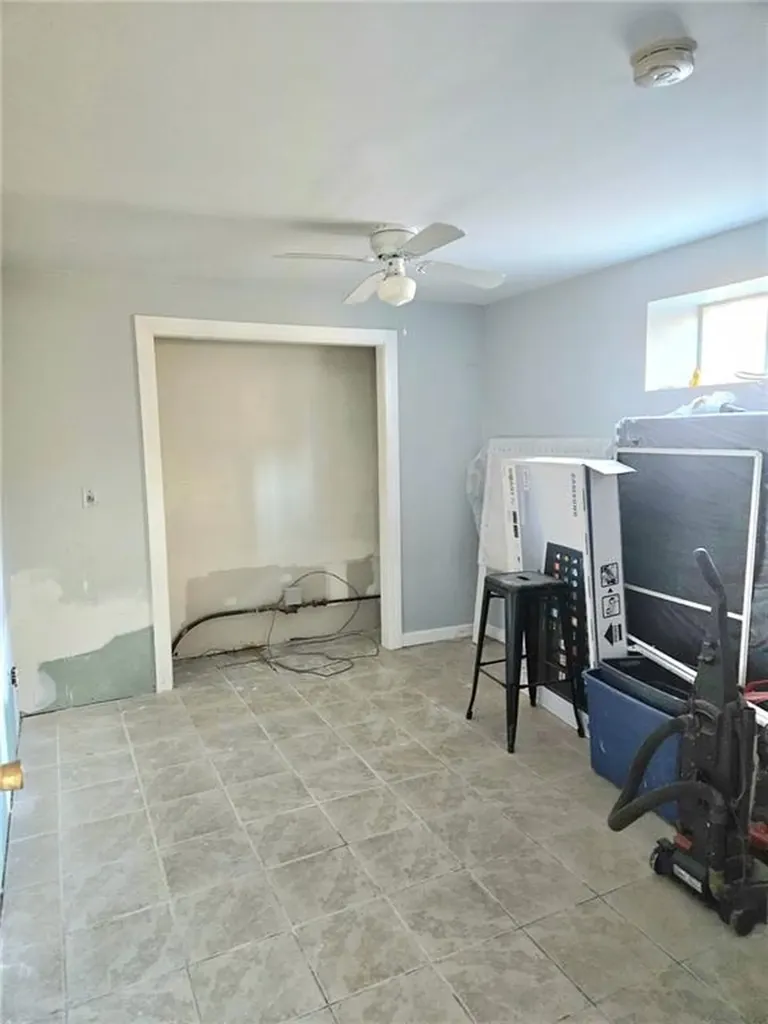 69 Courtland Street Providence RI 02909