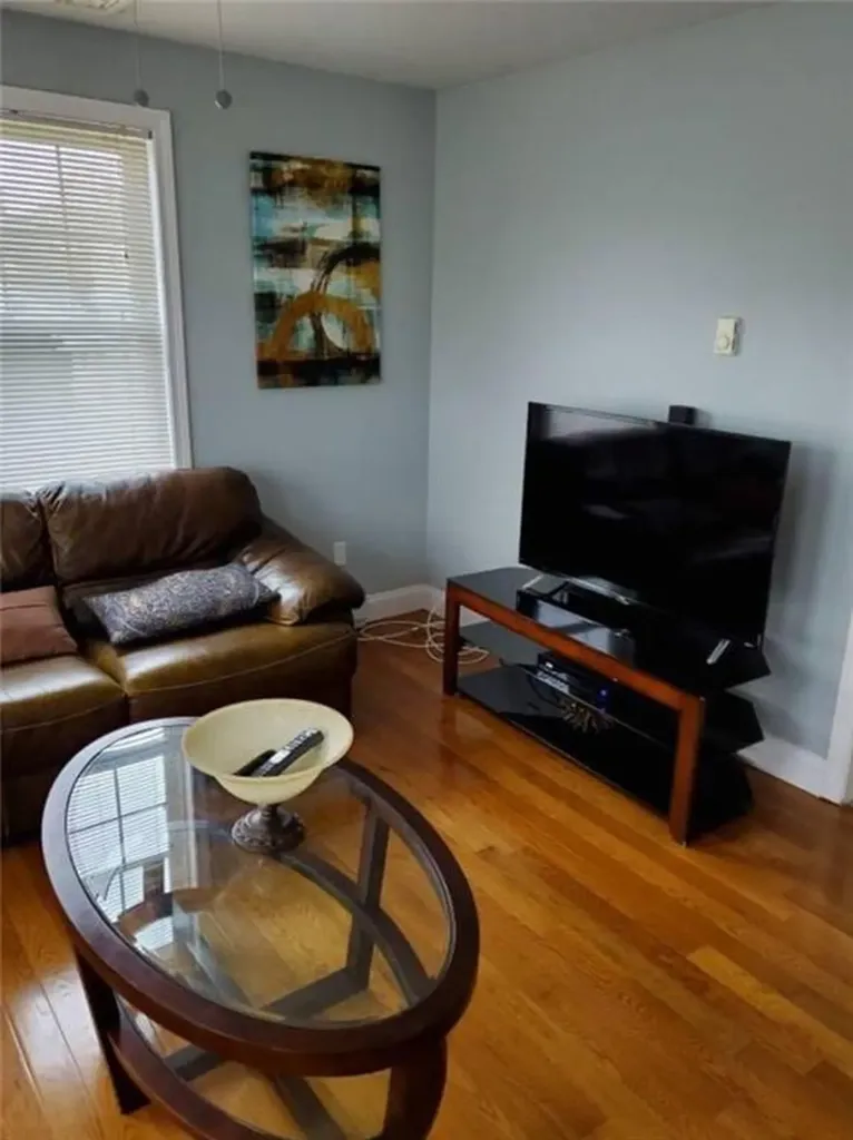 69 Courtland Street Providence RI 02909
