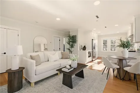 85 Bay View Avenue Bristol RI 02809