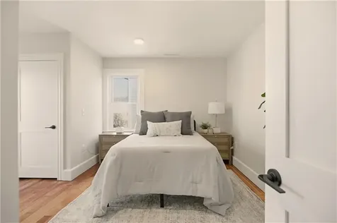 85 Bay View Avenue Bristol RI 02809