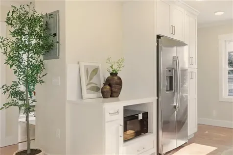 85 Bay View Avenue Bristol RI 02809