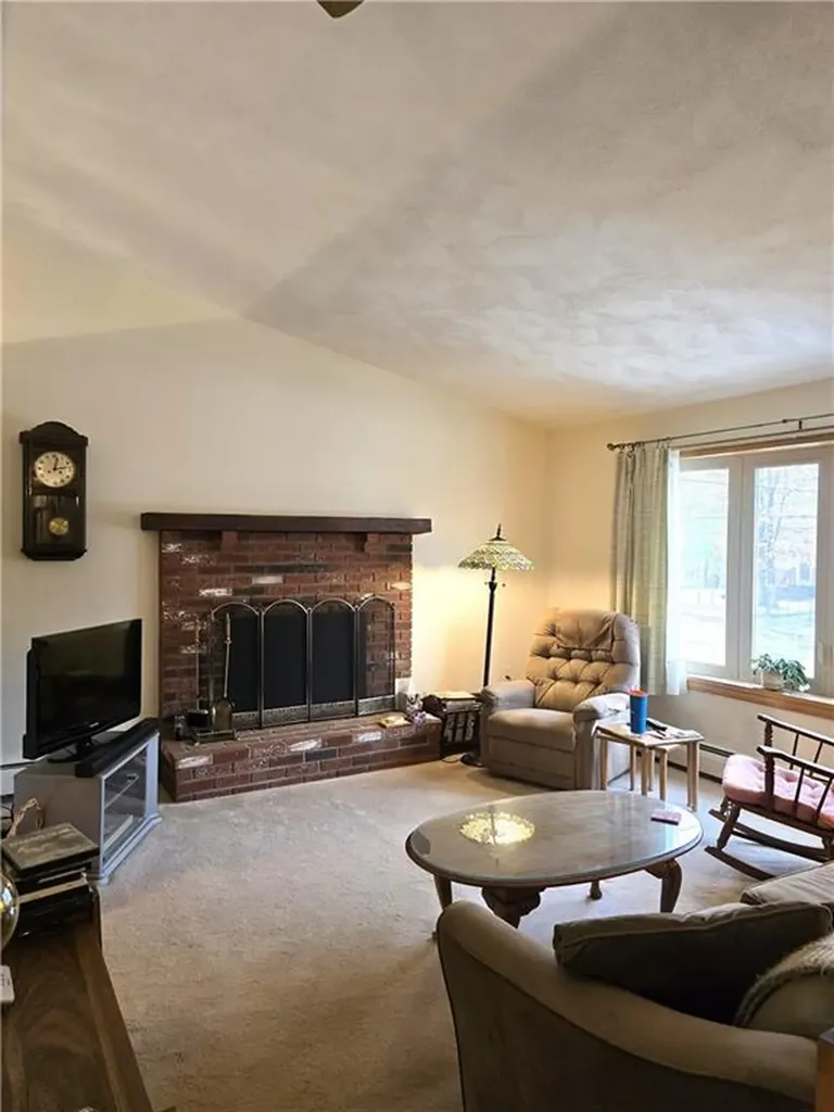 10 Butternut Drive Coventry RI 02816