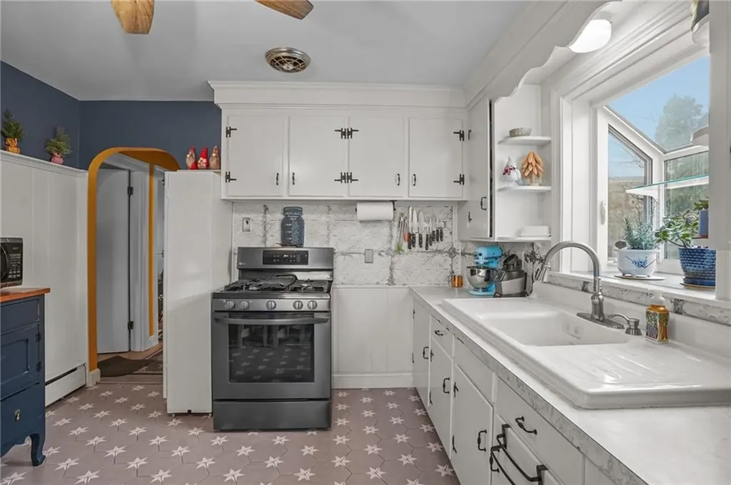 25 Trieste Street Pawtucket RI 02860