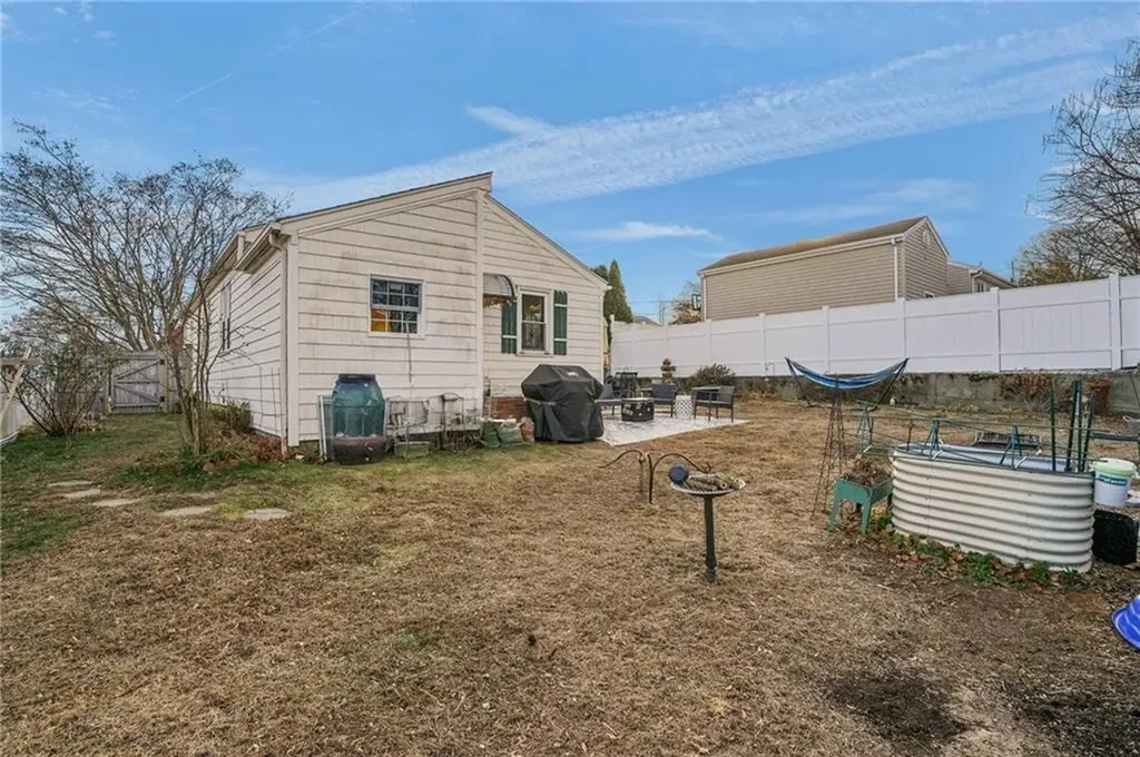 25 Trieste Street Pawtucket RI 02860