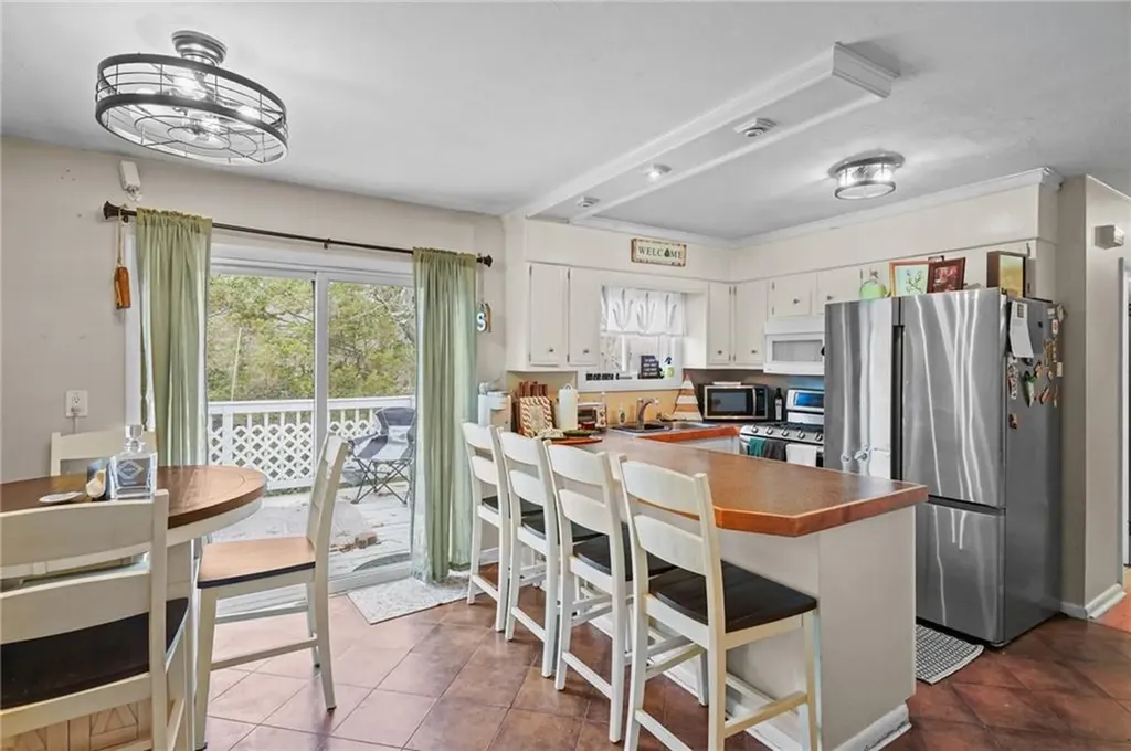 35 Shady Hill Drive West Warwick RI 02893