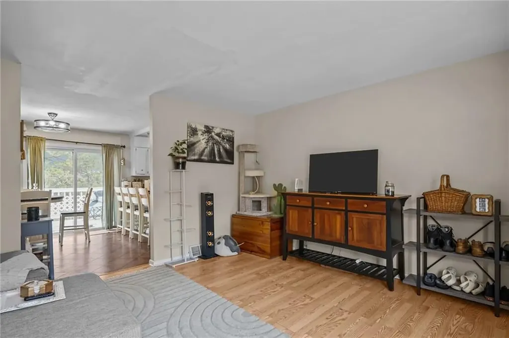 35 Shady Hill Drive West Warwick RI 02893