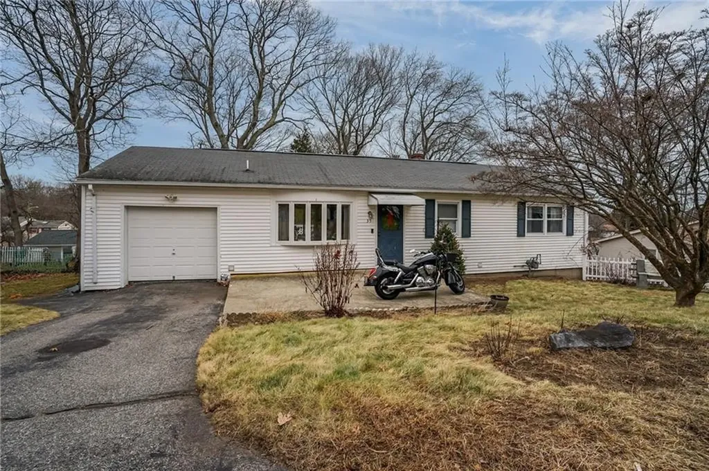 35 Shady Hill Drive West Warwick RI 02893