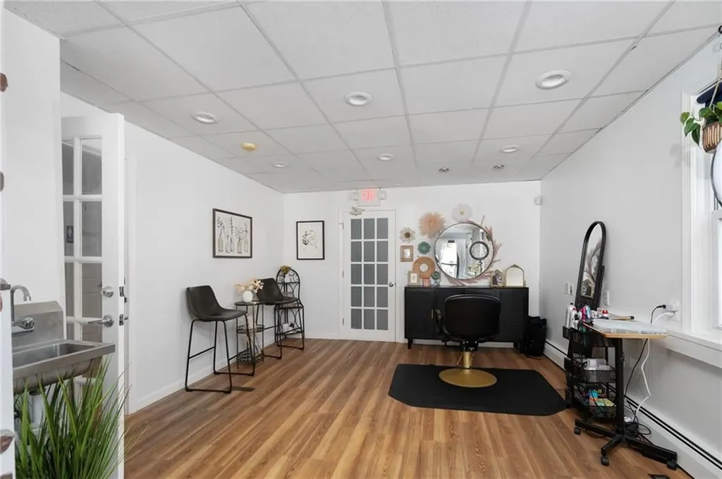 15 Thomas Street North Providence RI 02911