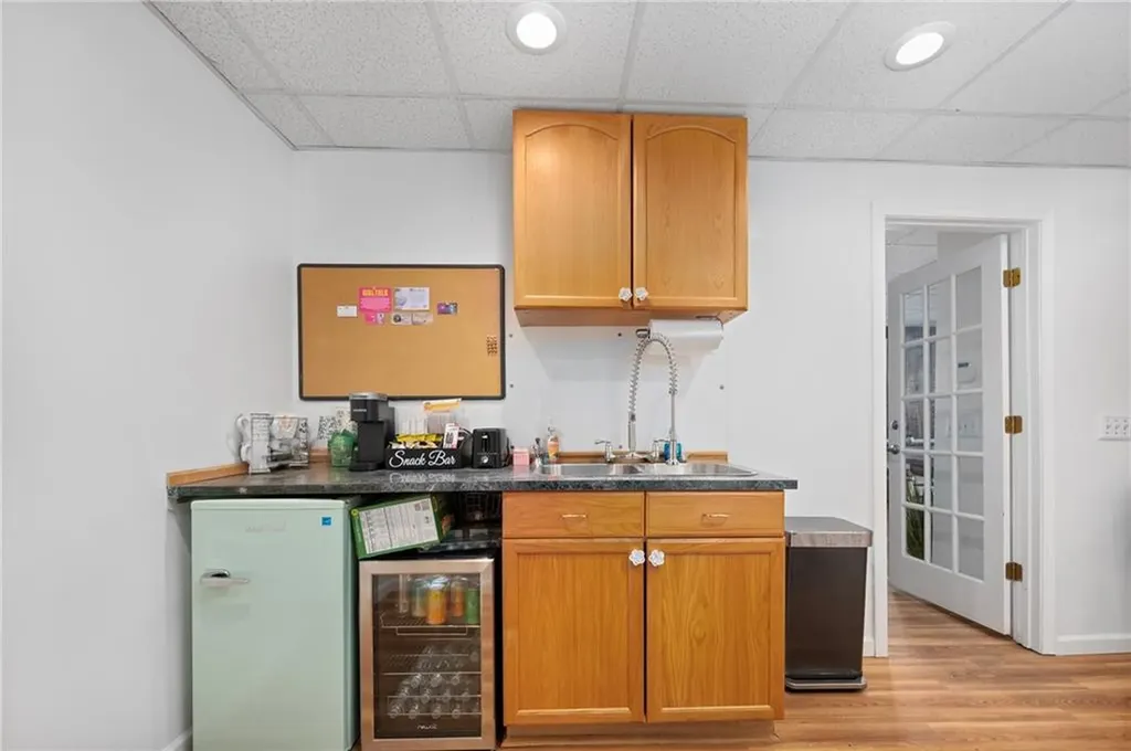 15 Thomas Street North Providence RI 02911