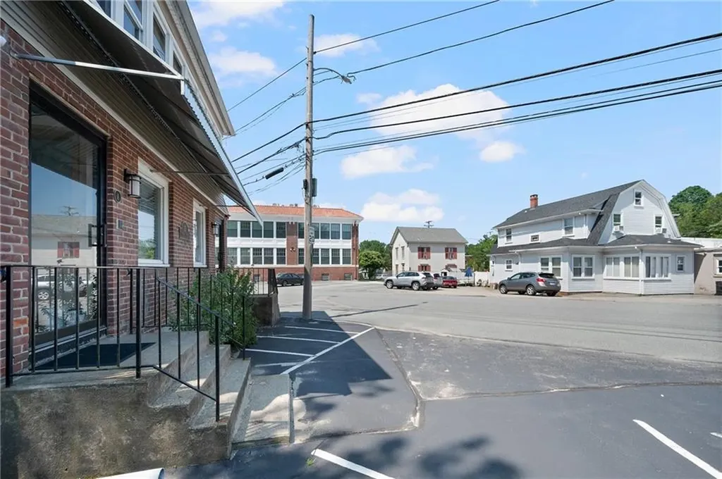 15 Thomas Street North Providence RI 02911