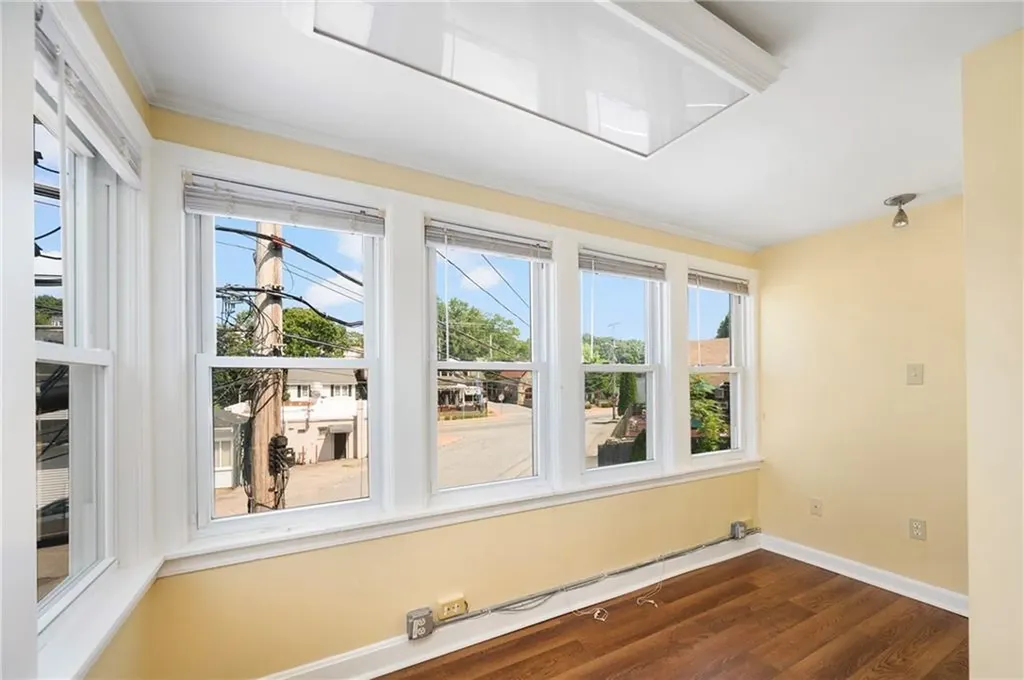 15 Thomas Street North Providence RI 02911
