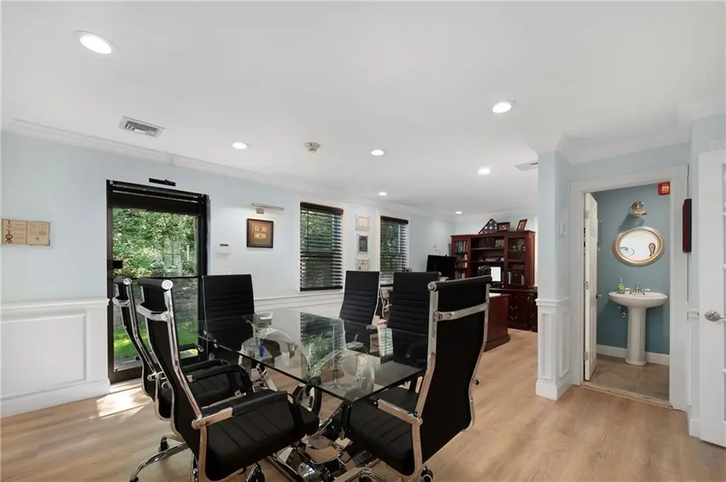 15 Thomas Street North Providence RI 02911