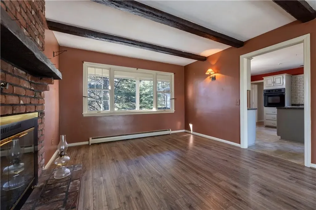 1037 Great Road Lincoln RI 02865