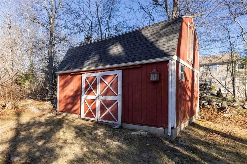 1037 Great Road Lincoln RI 02865