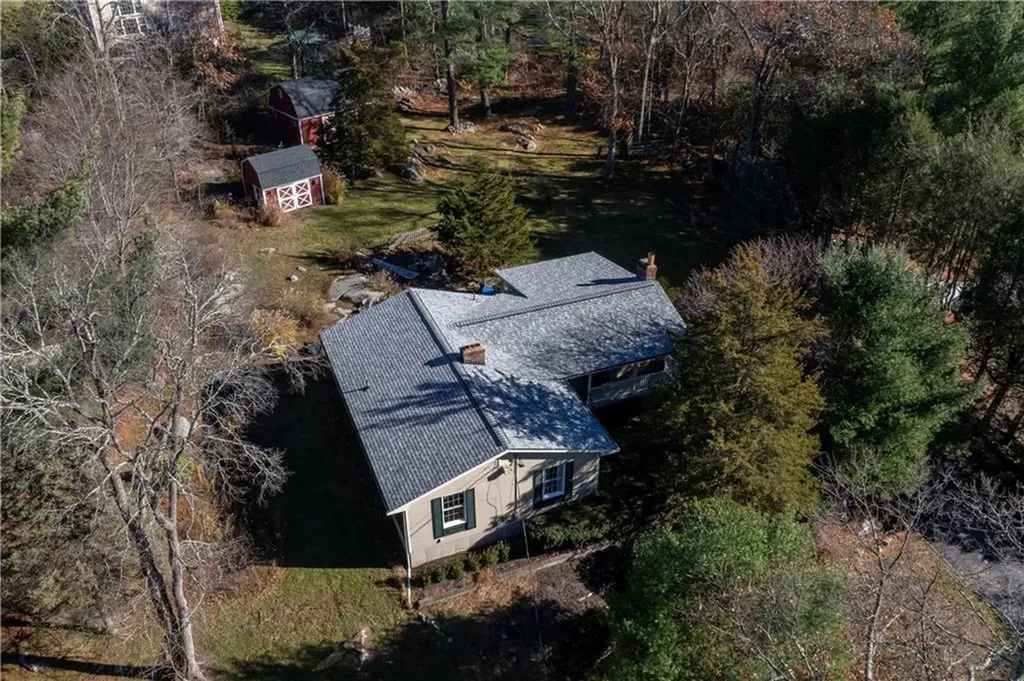 1037 Great Road Lincoln RI 02865