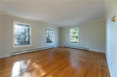 1037 Great Road Lincoln RI 02865