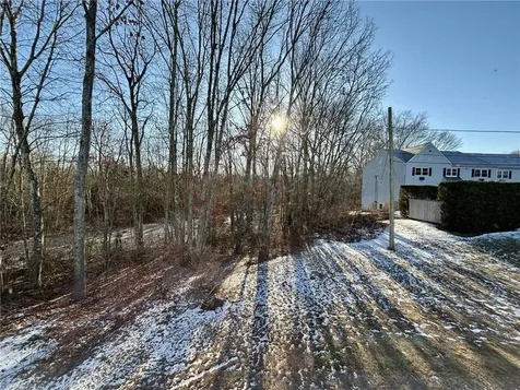 19 Apache Drive Westerly RI 02891