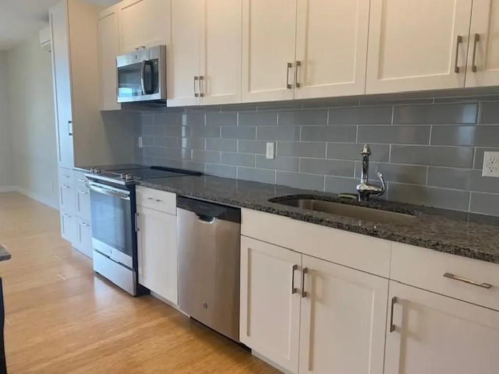 95 Cranston Street Providence RI 02909