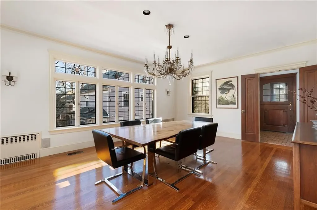 82 Freeman Parkway Providence RI 02906