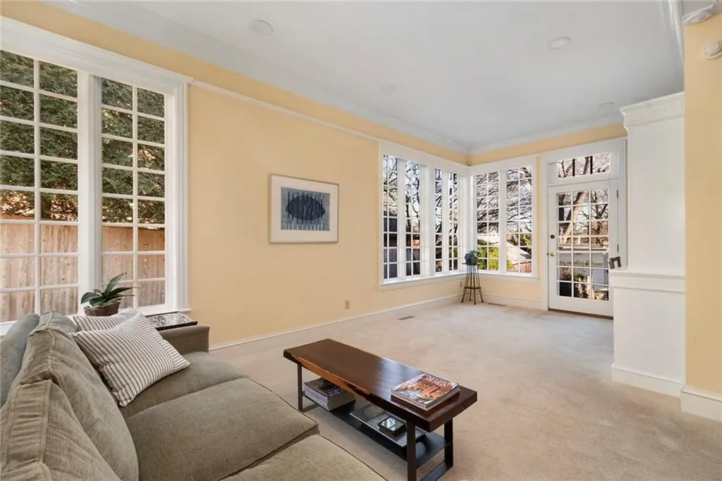 82 Freeman Parkway Providence RI 02906