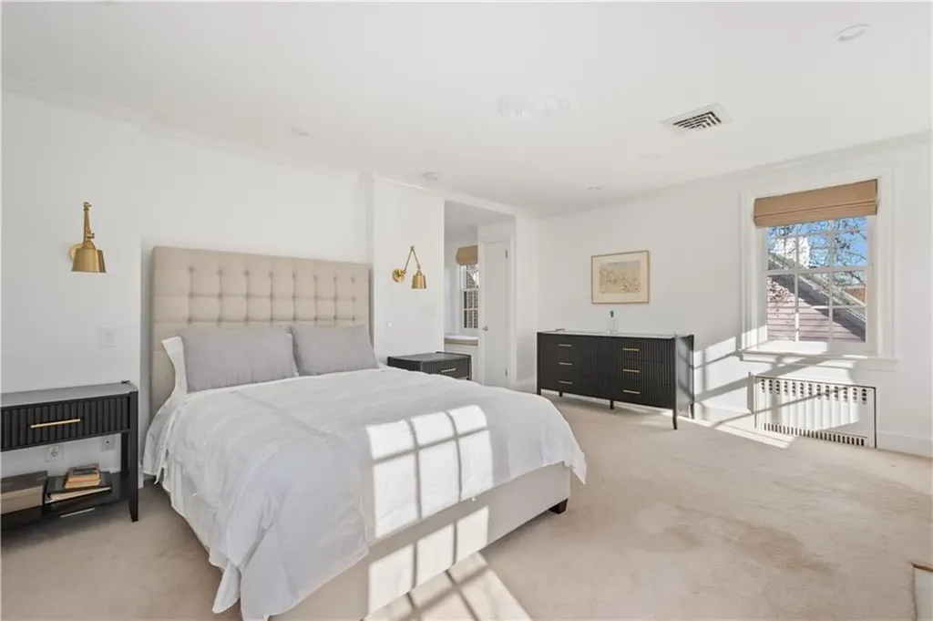 82 Freeman Parkway Providence RI 02906