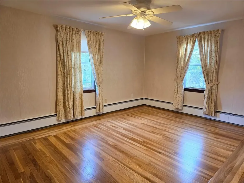 473 River Road Lincoln RI 02865