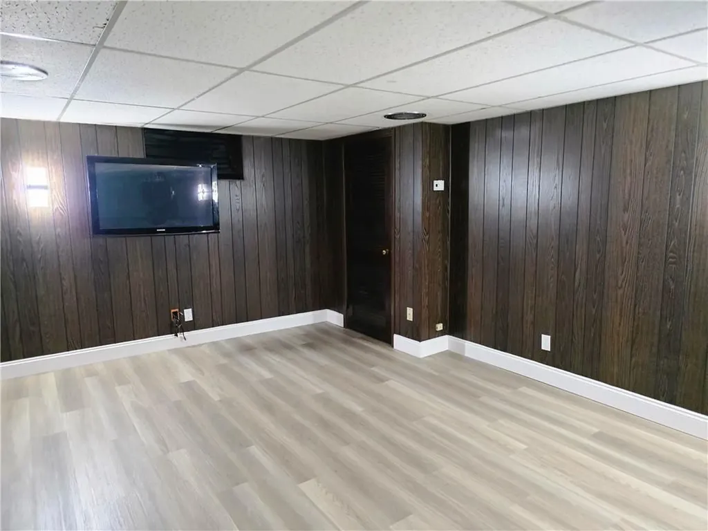 473 River Road Lincoln RI 02865