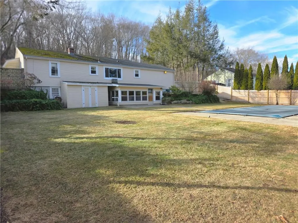 473 River Road Lincoln RI 02865