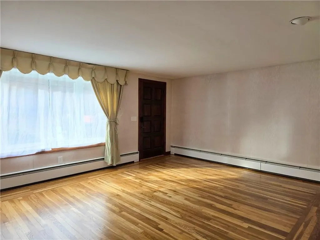 473 River Road Lincoln RI 02865