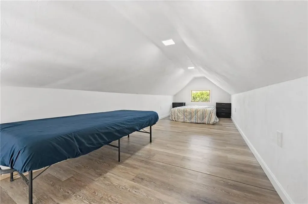 64 Burnside Avenue Narragansett RI 02882