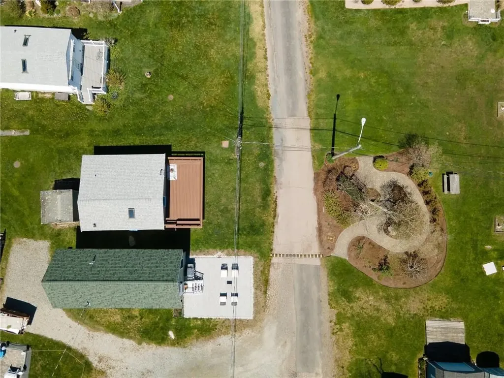 64 Burnside Avenue Narragansett RI 02882