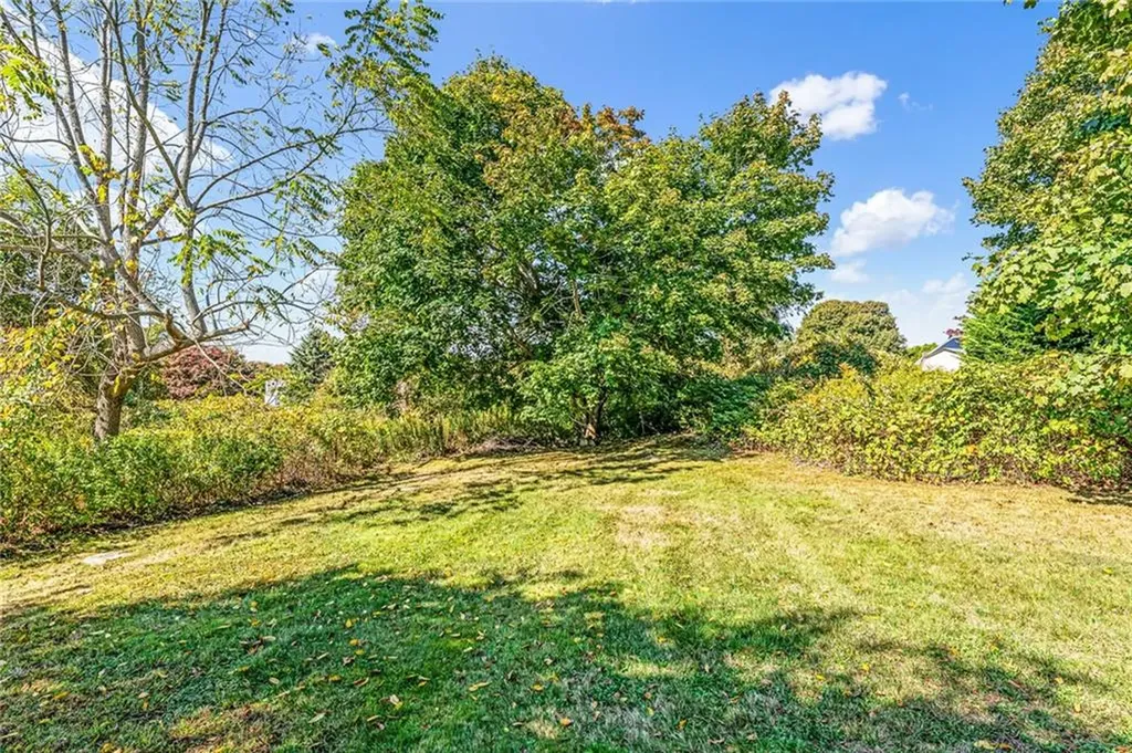 609 Point Judith Road Narragansett RI 02882