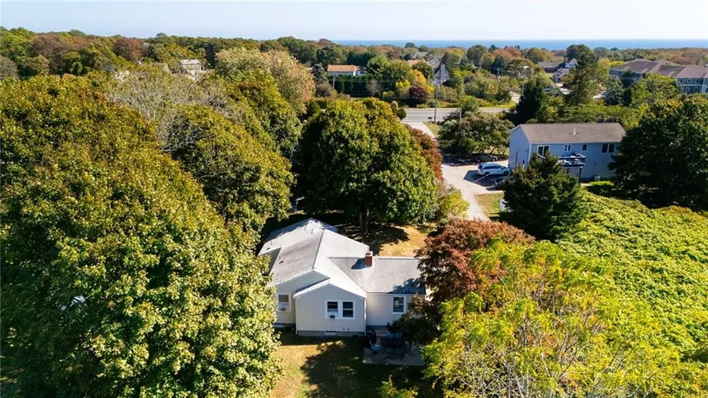 609 Point Judith Road Narragansett RI 02882