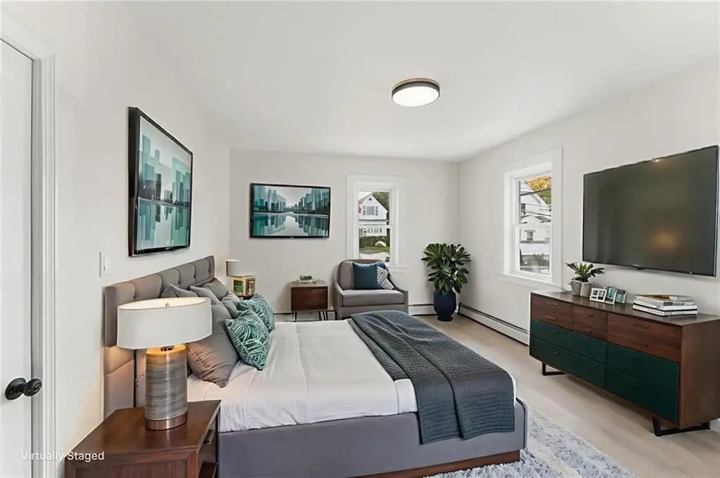 26 Alto Street Cranston RI 02920