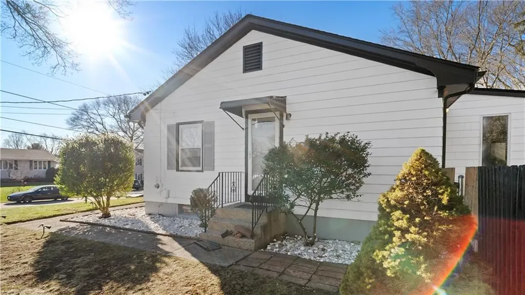 32 Rolling Acres Drive Cumberland RI 02864