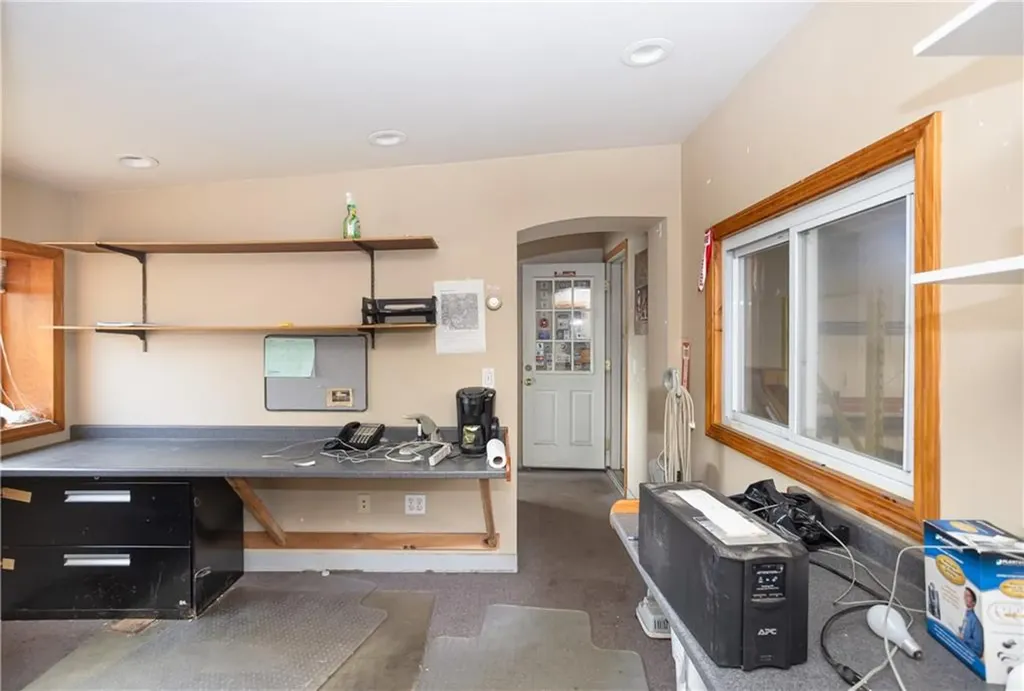 1079 Aquidneck Avenue Middletown RI 02842