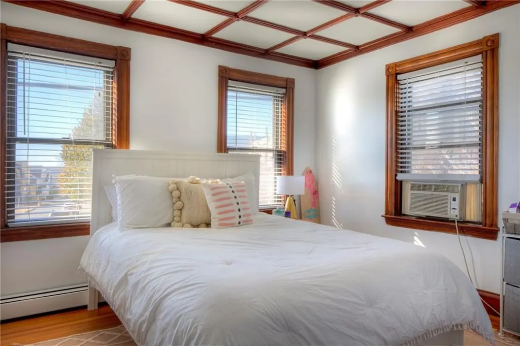 2 Perry Street Newport RI 02840