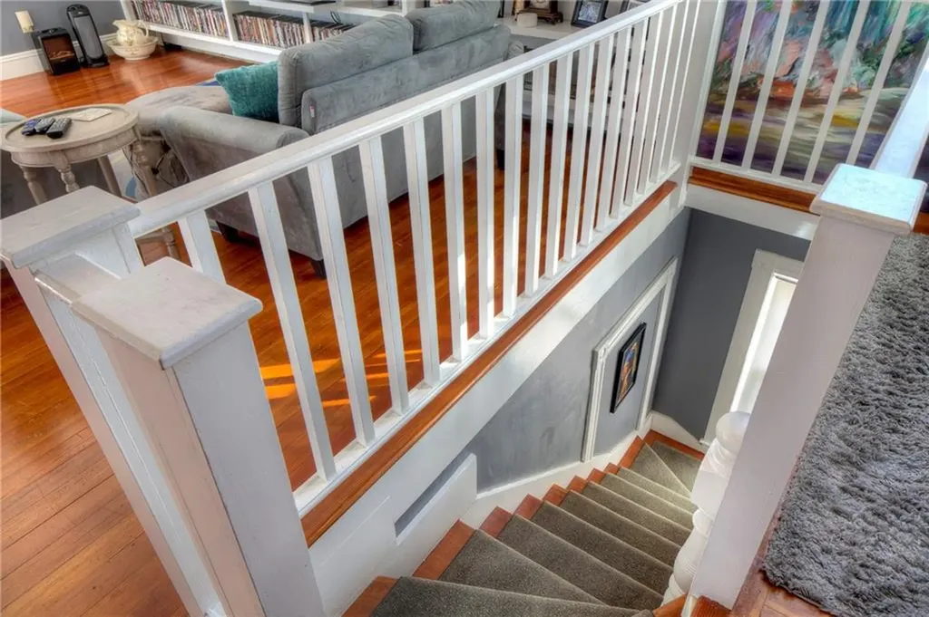 2 Perry Street Newport RI 02840