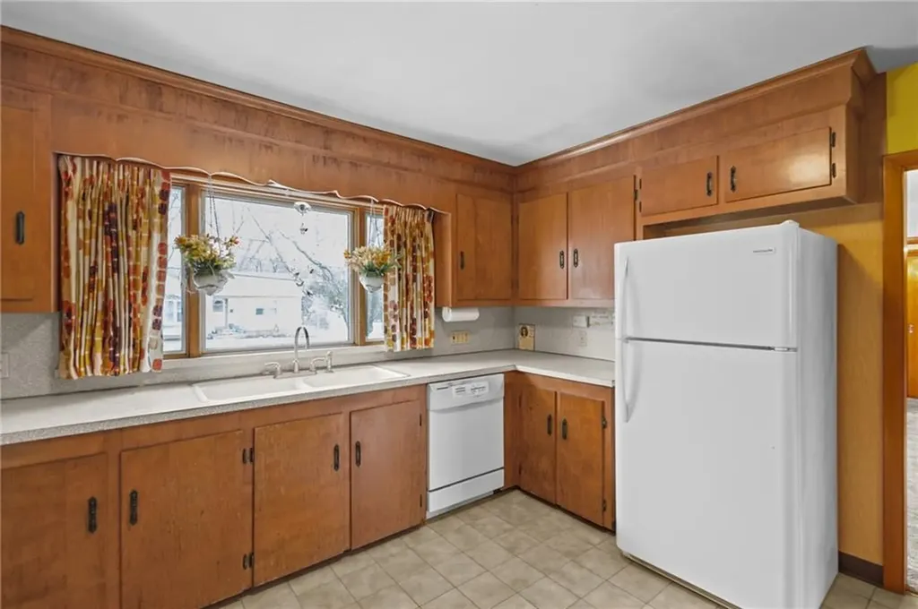 15 Cranberry Road North Providence RI 02904