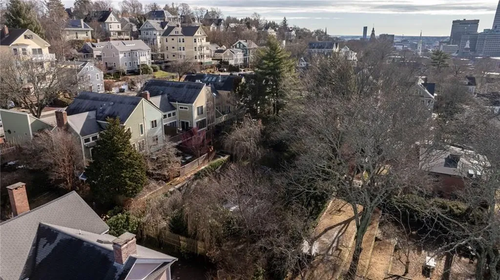 37 Pratt Street Providence RI 02906