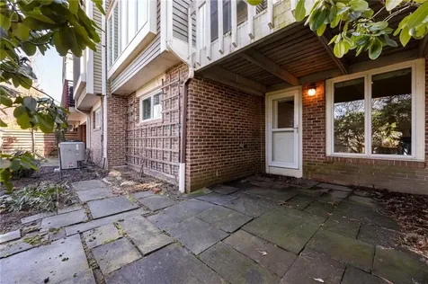 37 Pratt Street Providence RI 02906