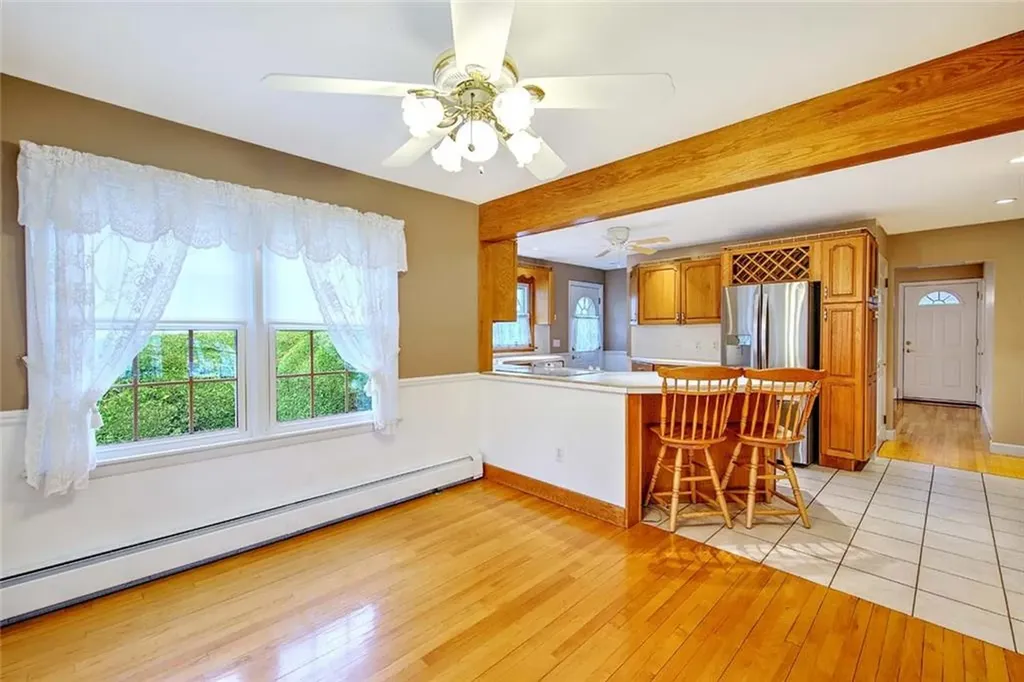 98 Iroquois Road Cumberland RI 02864