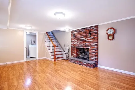 98 Iroquois Road Cumberland RI 02864