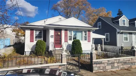 53 Francis Avenue Pawtucket RI 02860