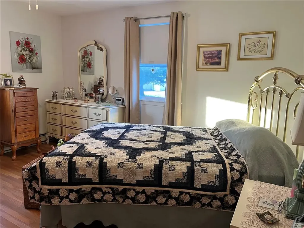 77 Birchwood Lane West Warwick RI 02893