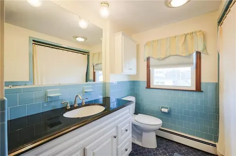 59 Independence Drive Warwick RI 02888