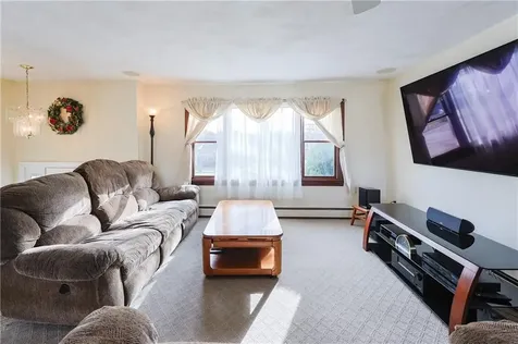 59 Independence Drive Warwick RI 02888