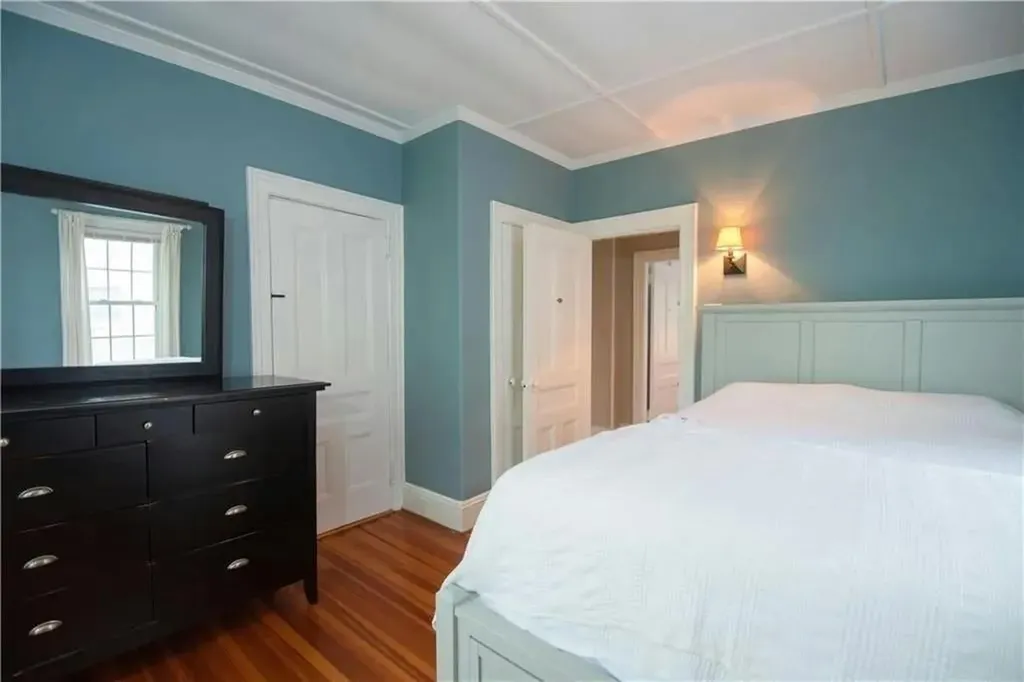 20 Carroll Avenue Newport RI 02840