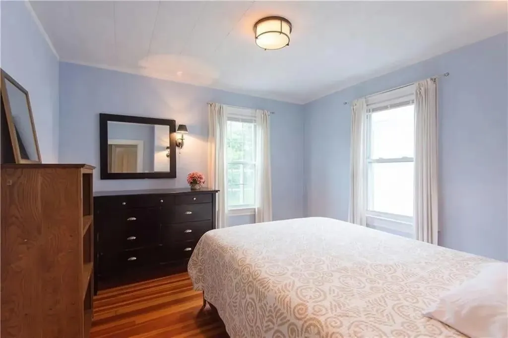 20 Carroll Avenue Newport RI 02840