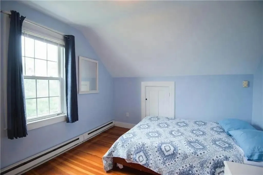 20 Carroll Avenue Newport RI 02840